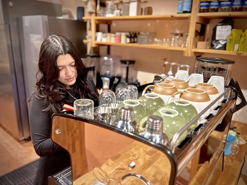 Artessence Coffee Shop