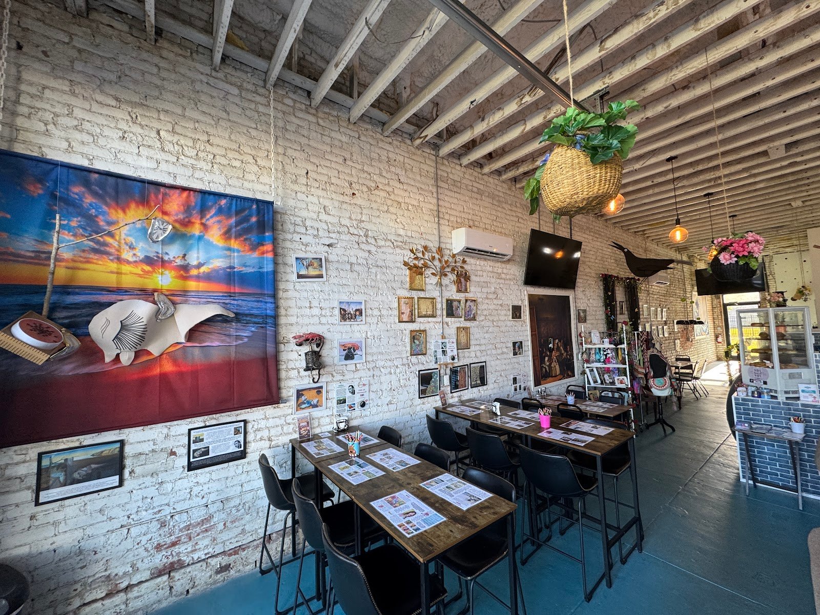 Artessence Coffee Shop