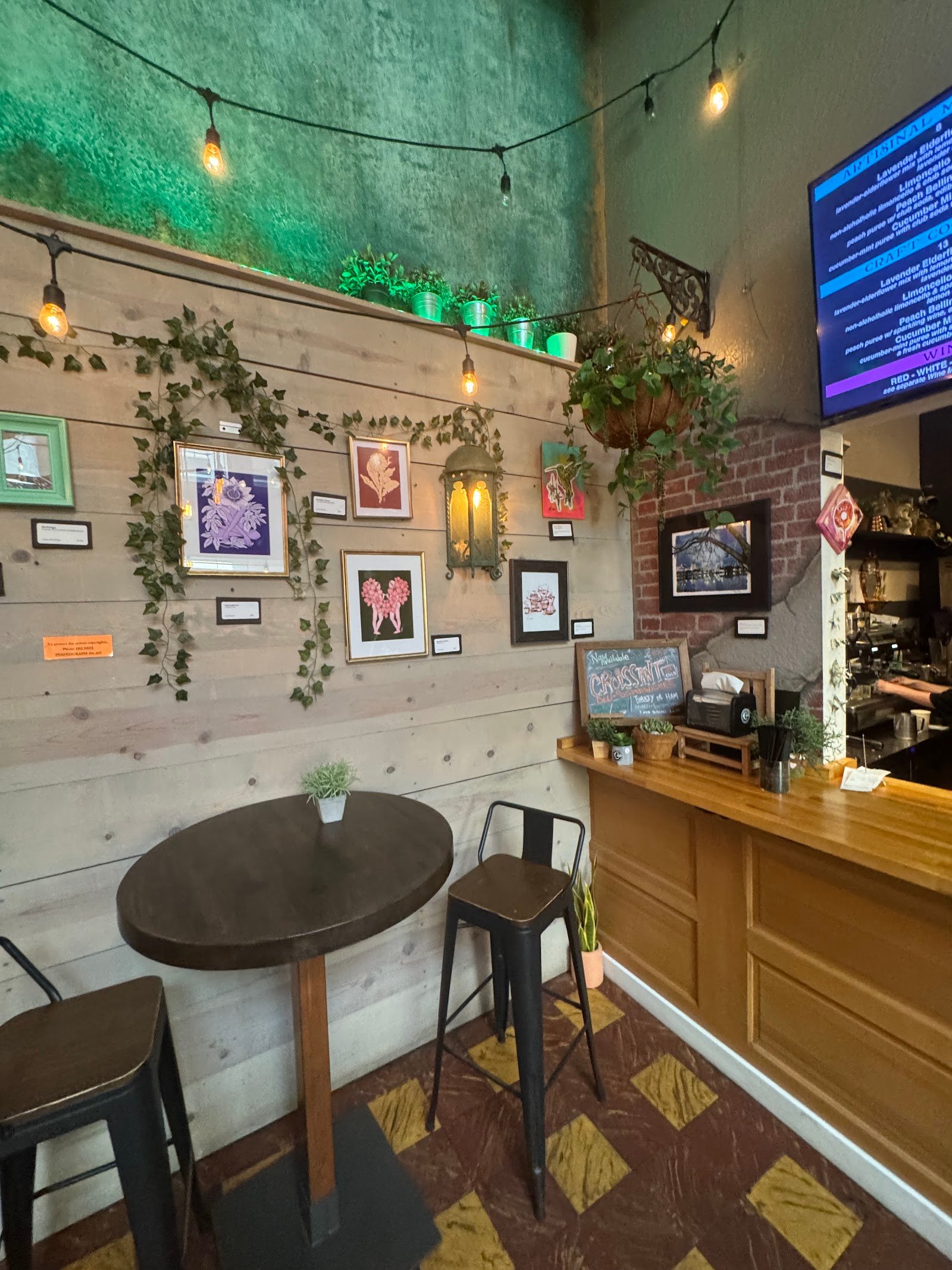 Crislip Cafe