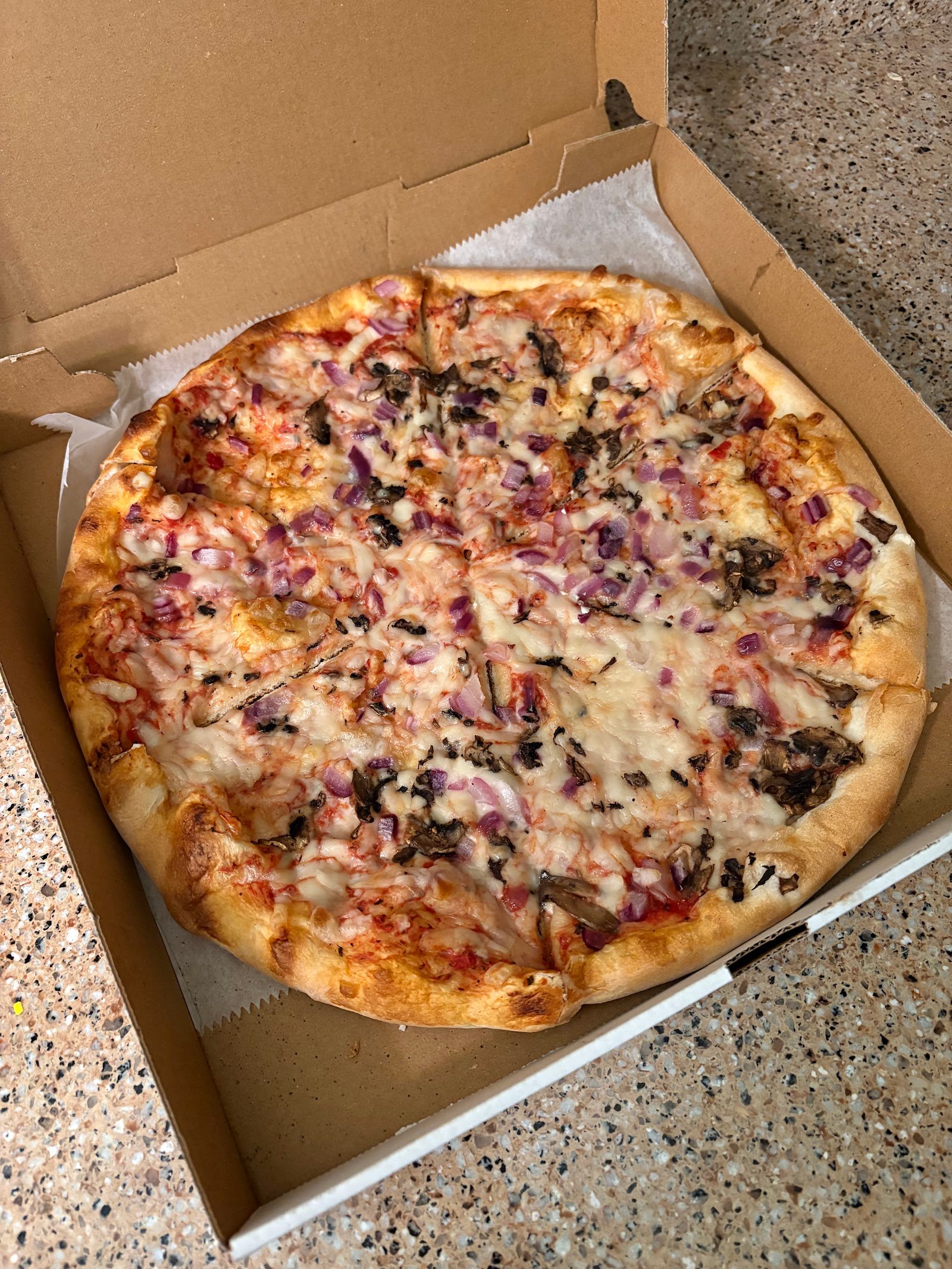 Cucina Pizza & Bar