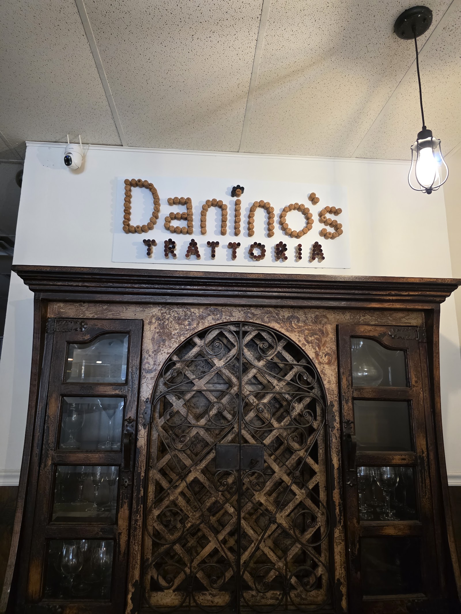Daninos Trattoria