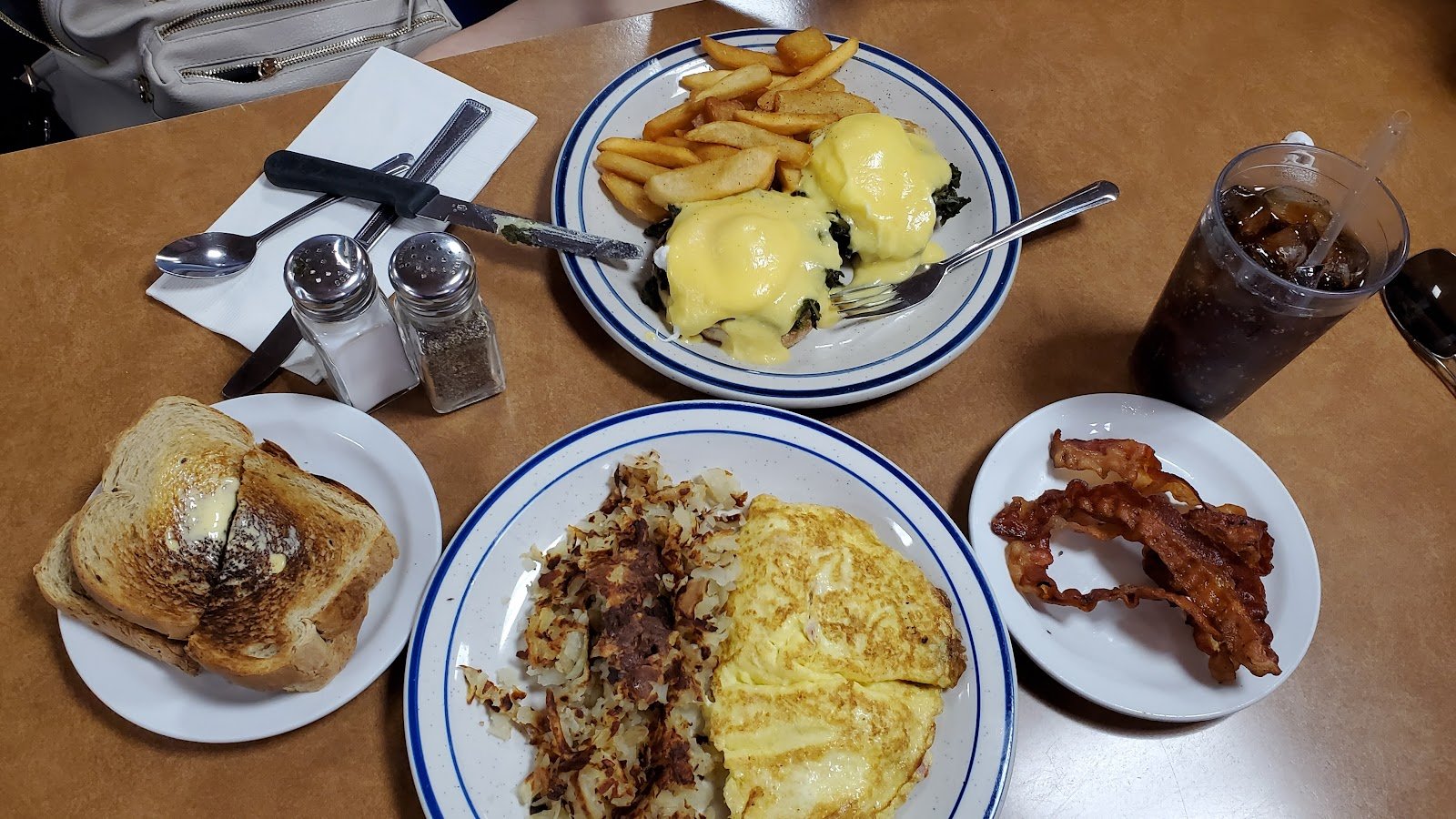 Egg & You Diner