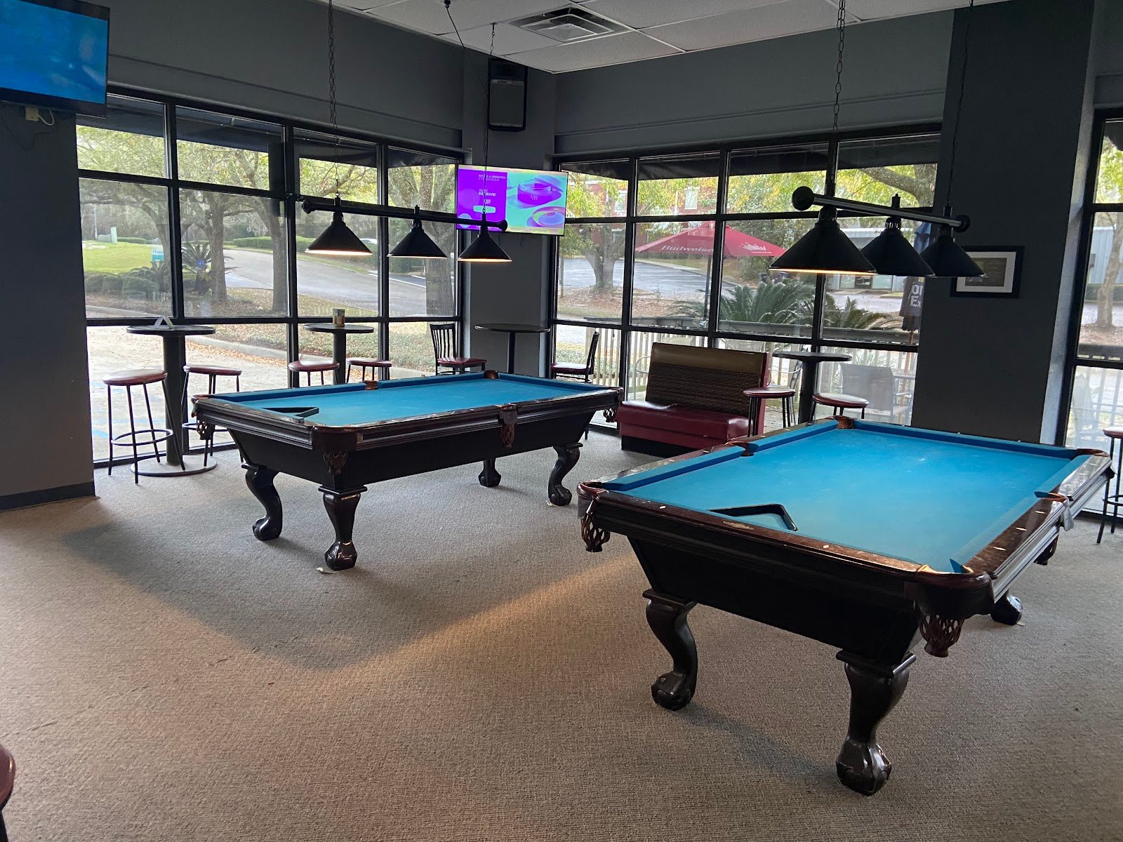Geo's Pool And Pub