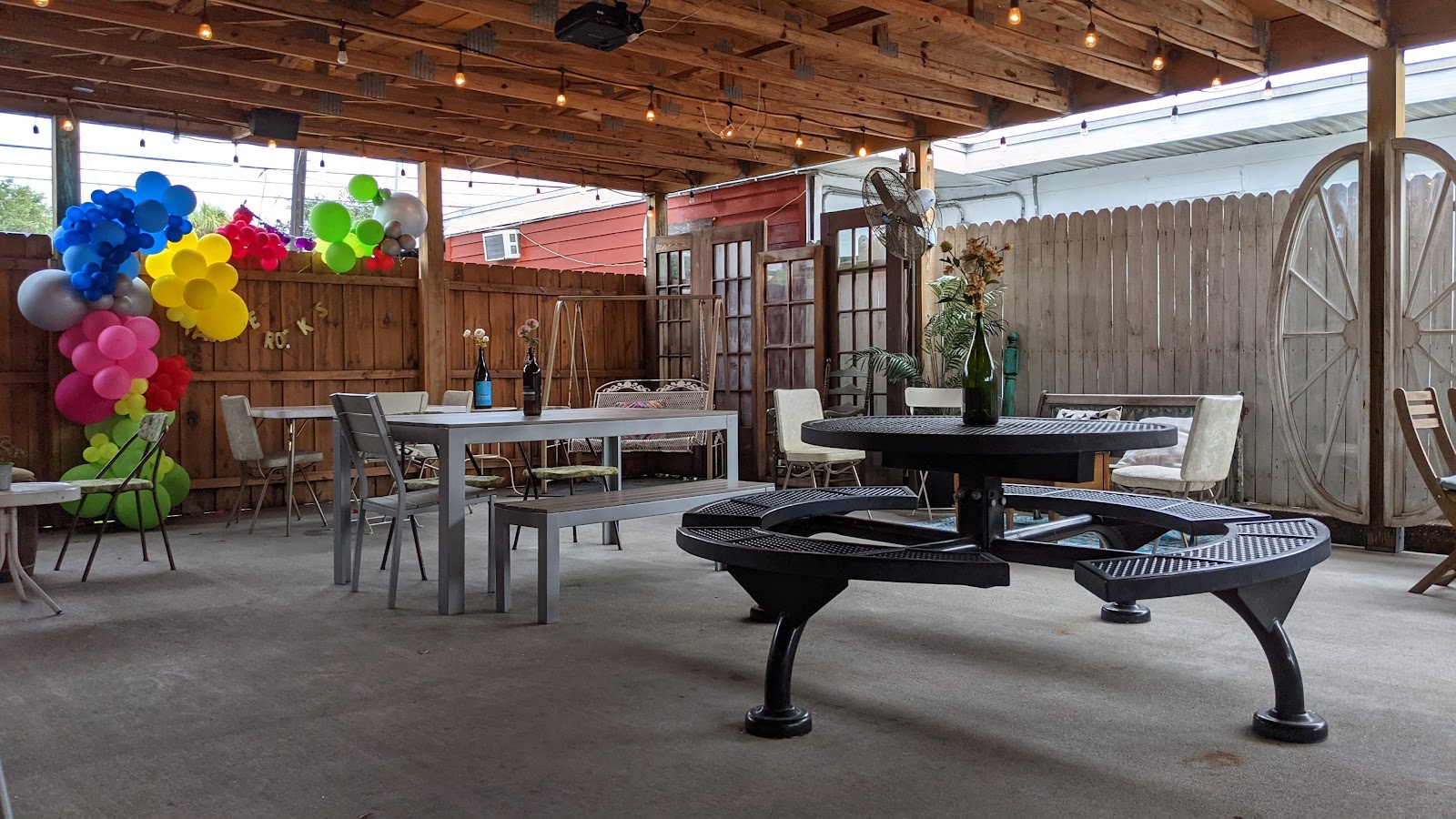 Hawthorne Bottle Shoppe — Bars in Grand Central District, St. Petersburg, FL