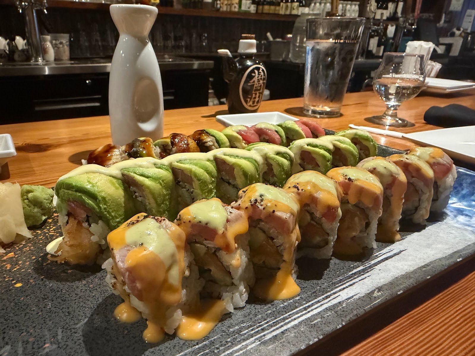 Izzy | Pub • Sushi Bar