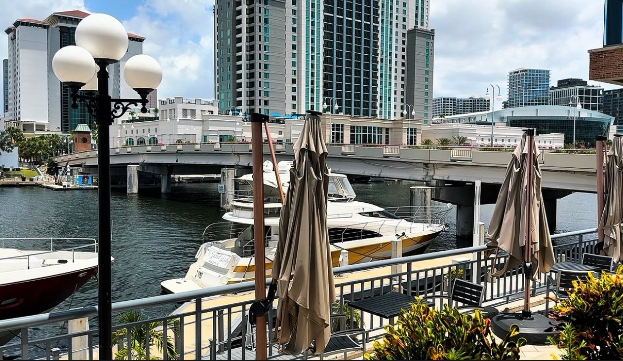 Jackson's Bistro, Bar & Sushi of Tampa