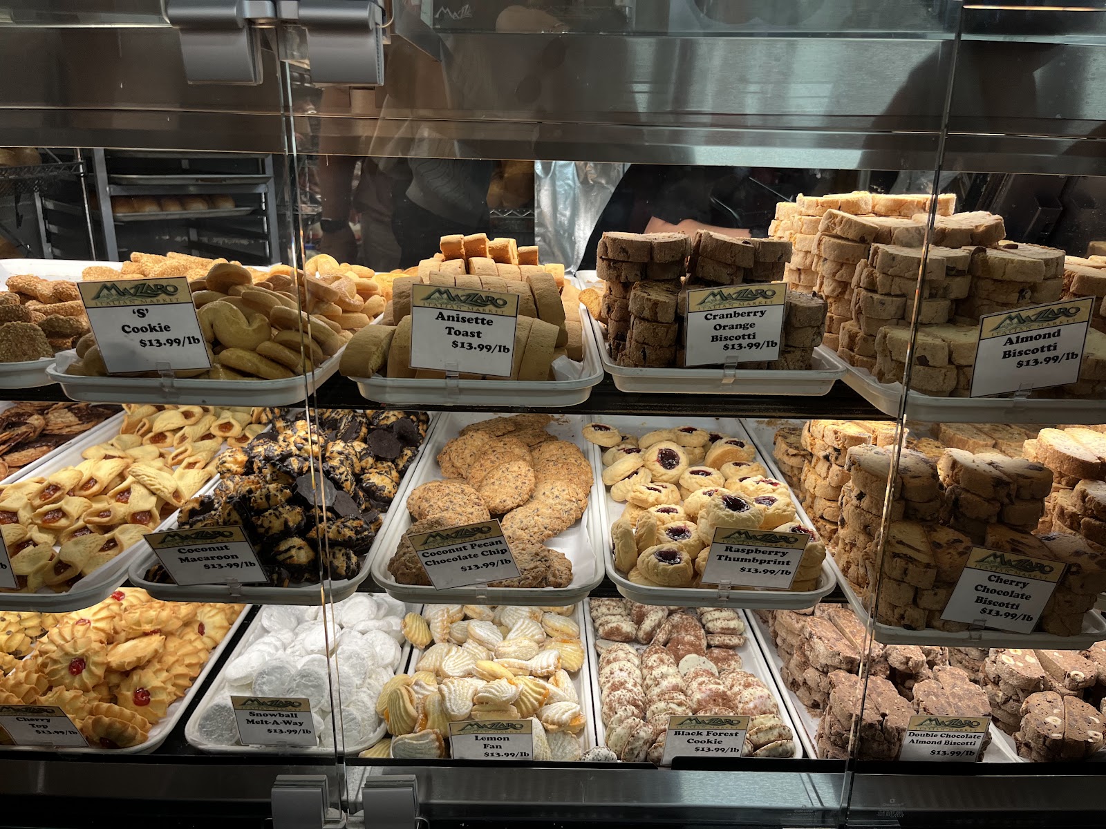 Italian Restaurants at Mazzarro's Italian Market in Central Oak Park, St. Petersburg, Florida