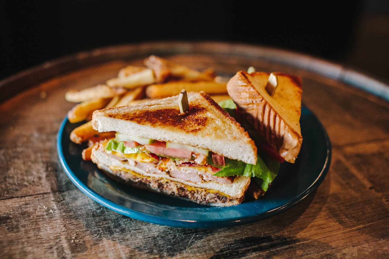 Mojo Bar-B-Que, A Southern Blues Kitchen