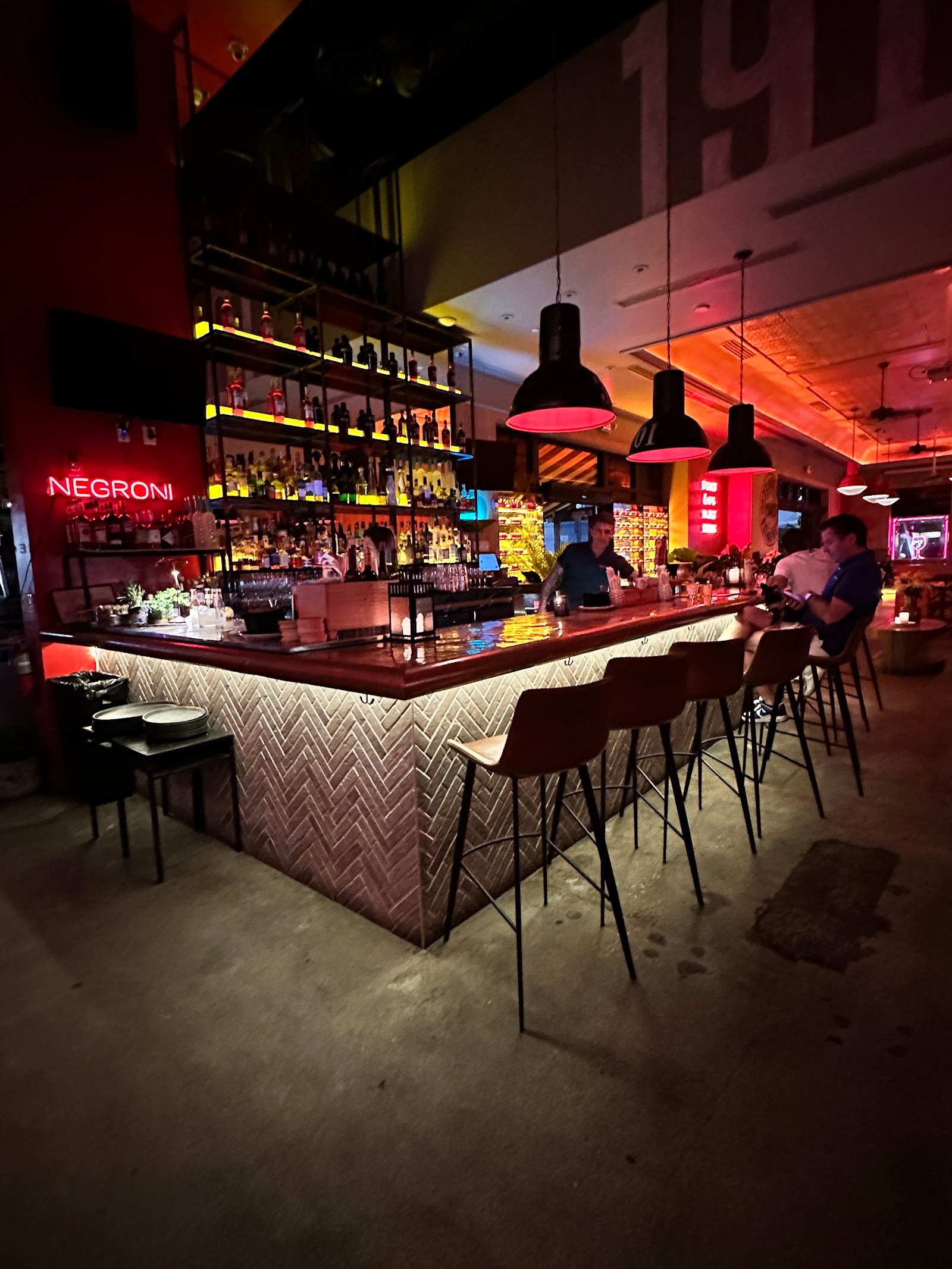 Negroni Bistro & Sushi Bar