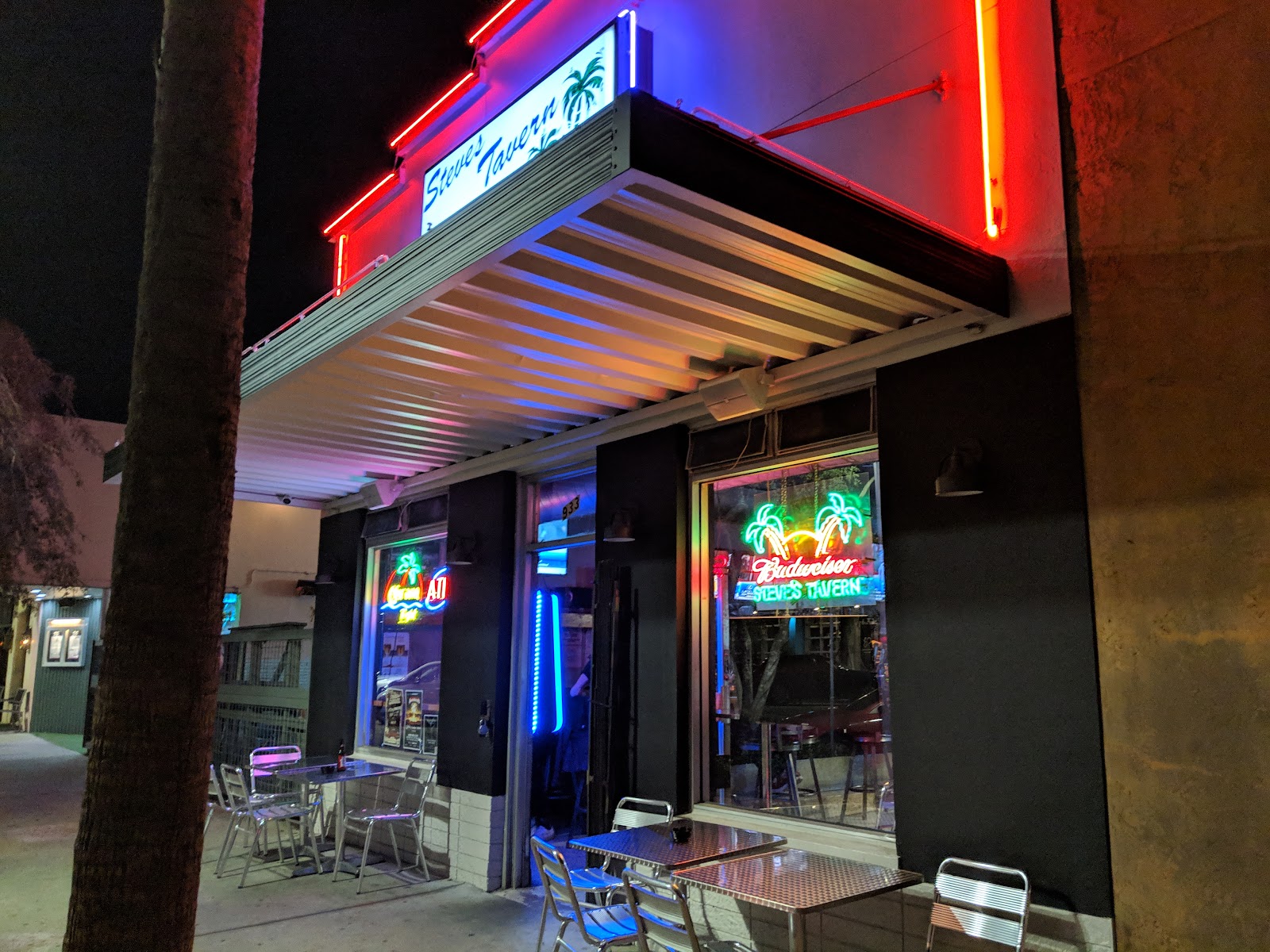 Steve's Tavern