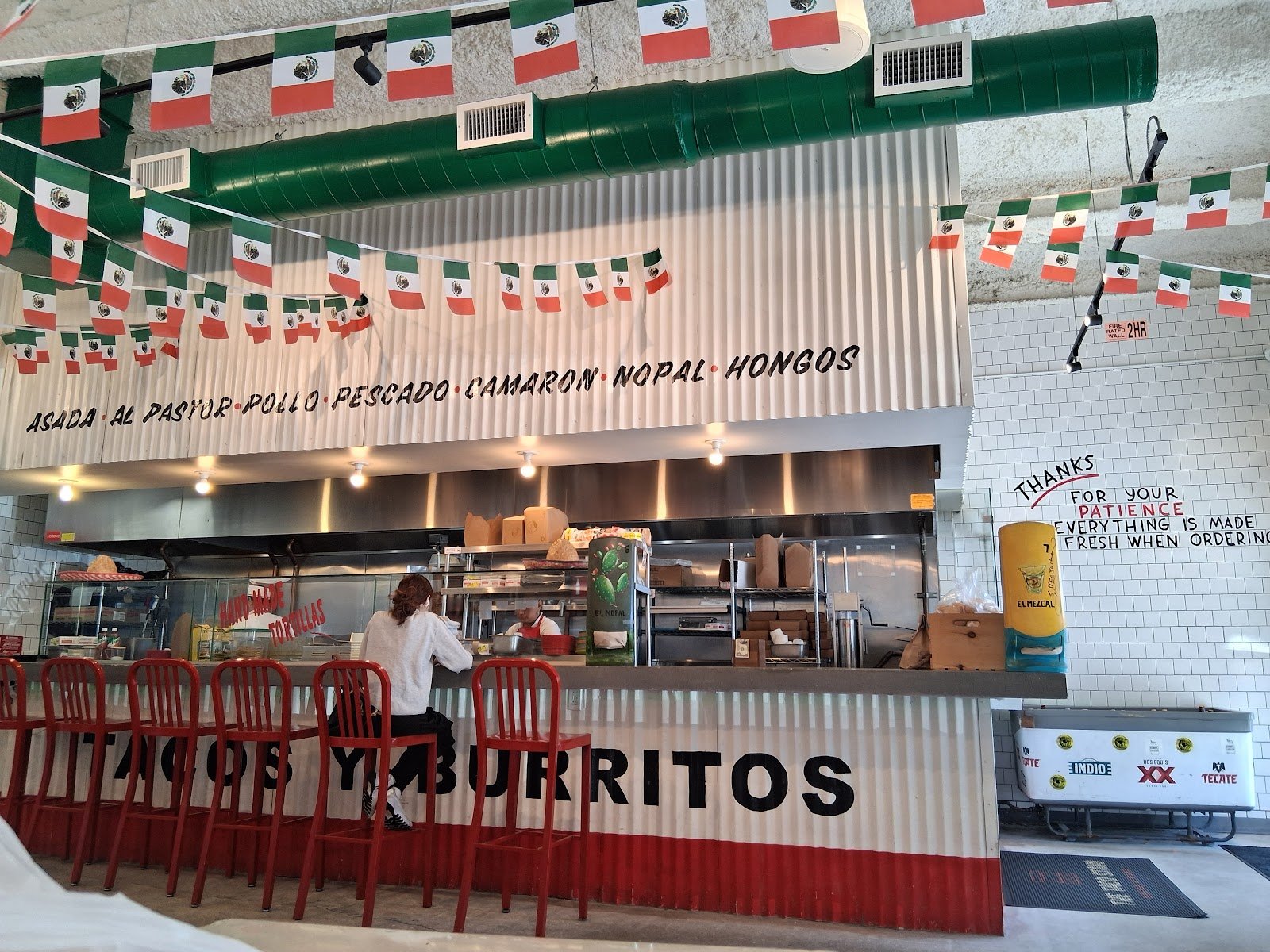 @https://www.instagram.com/thetacostand/