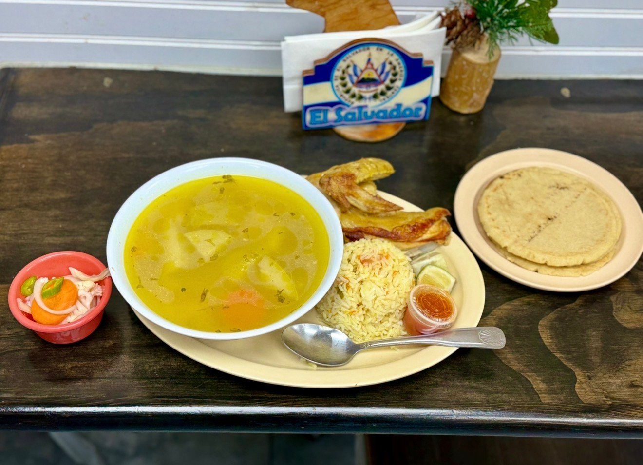 Taqueria y Pupuseria Lupita Miami